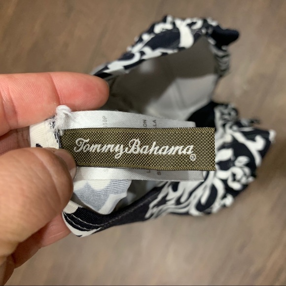 Tommy Bahama Ruched Halter One-piece Swimsuit Sz 8 - Picture 5 of 6